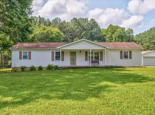 388 E Hightower Rd, Sutherlin, VA 24594