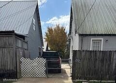 4th image of 106 Holmes Dr