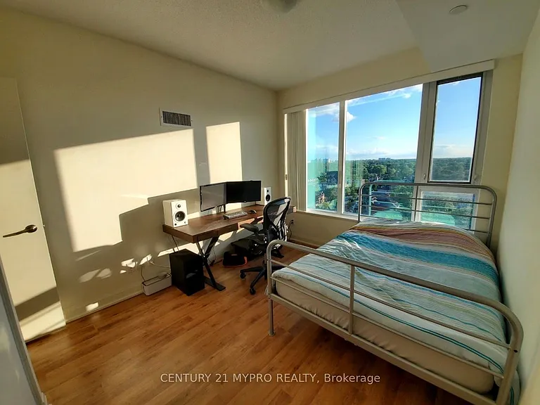 68 Canterbury Pl #1208 — Photo 5