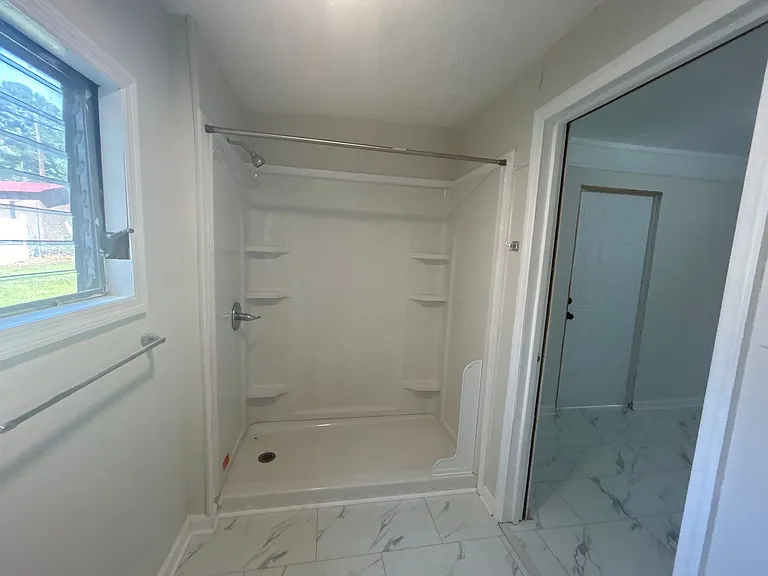 3711 Kaiser Ave — Photo 21