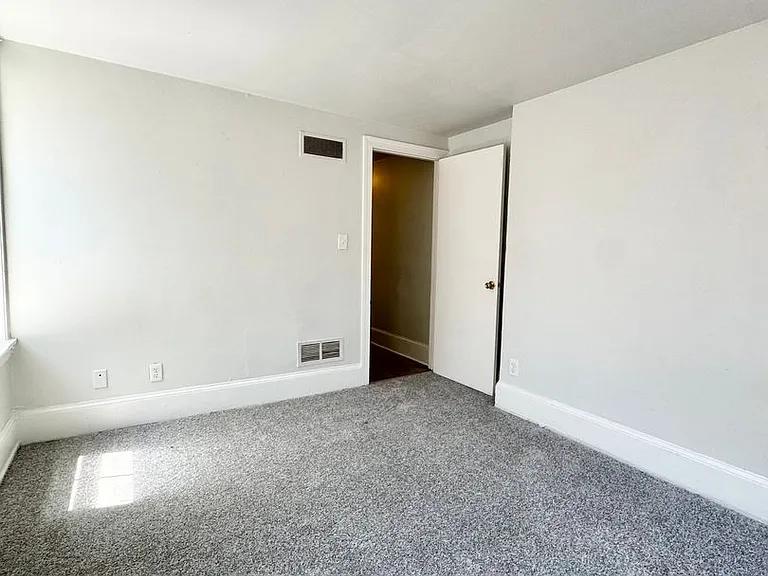 WP1 704 N. Washington St. — Photo 19