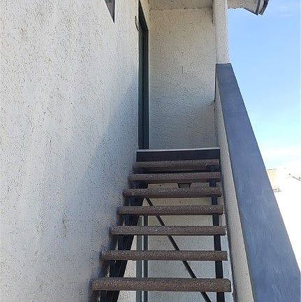 2nd image of 1512 Bass Dr Unit D