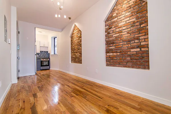 Rented by Nooklyn NYC LLC | media 17