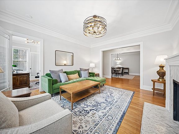 2nd image of 5333 S Cornell Ave APT 2