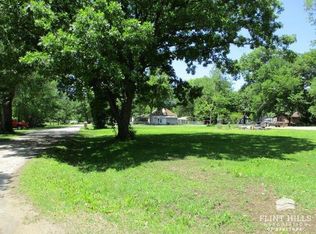 1014 Guston St, Council Grove, KS 66846