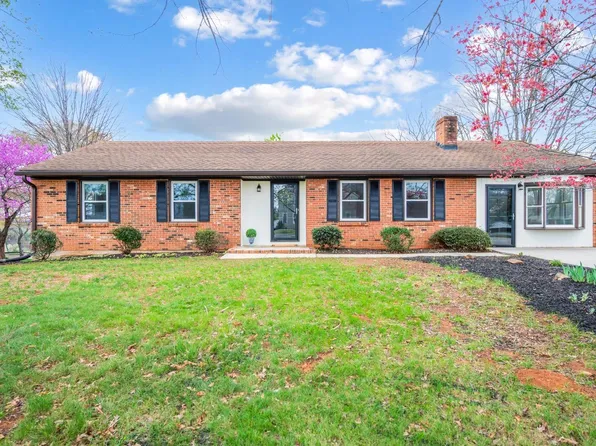 184 Crestview Dr, Rustburg, VA 24588
