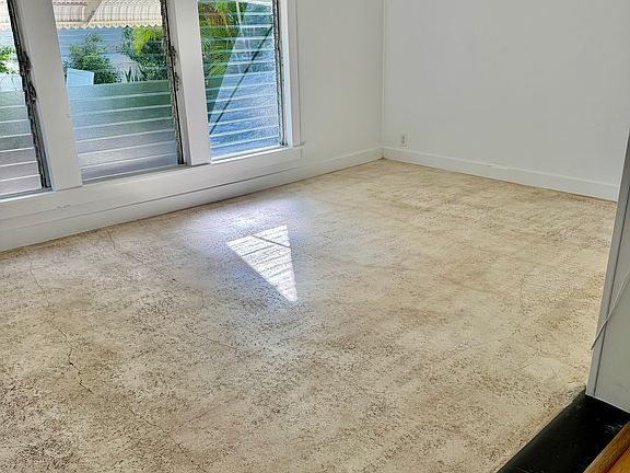2nd image of 1224 Seminary St #1