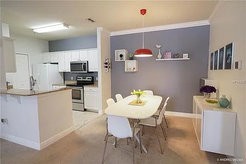 Eastern Pecan Pl — Photo 8