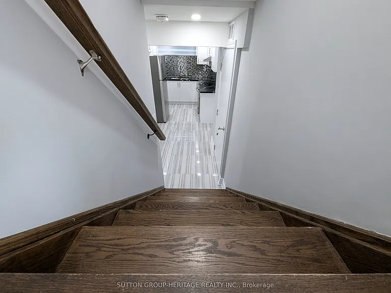 2 Doerr Rd #BASEMENT — Photo 12