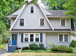 65 Navarre Rd, Rochester, NY 14621