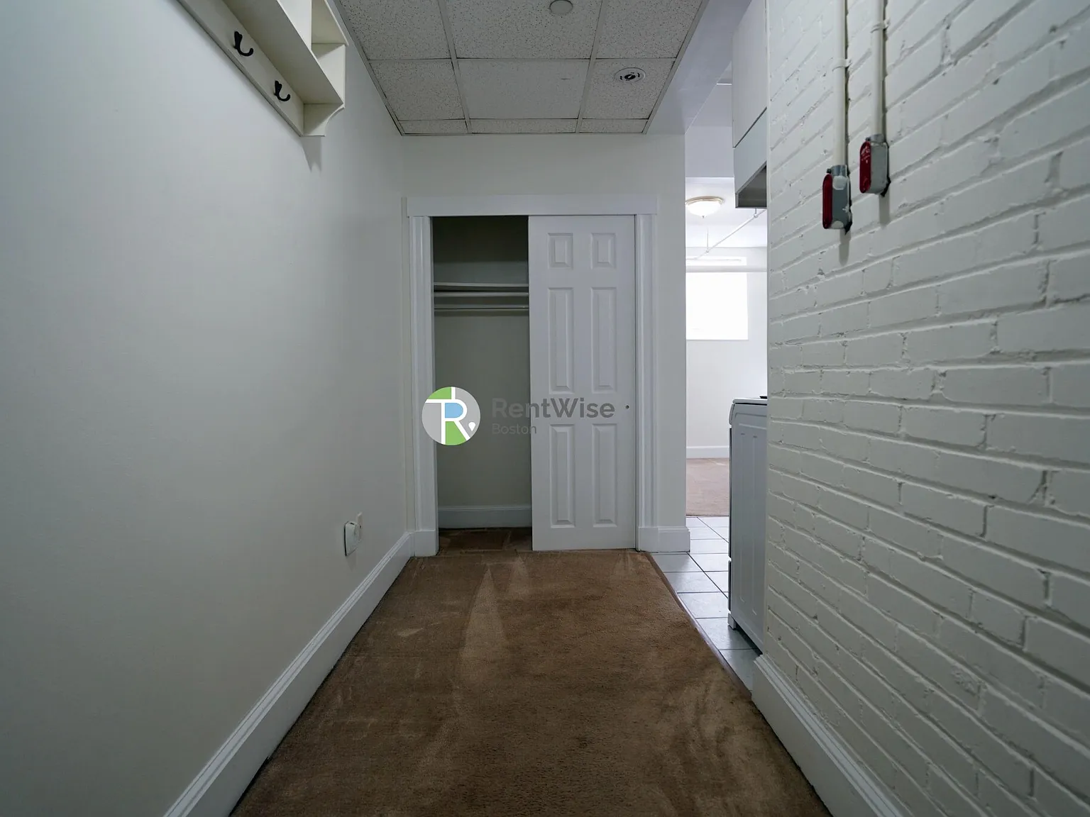 1 bed, 1.0 bath, $2,100 — Photo 1