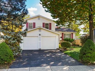 816 Eliots Oak Rd, Columbus, OH 43228