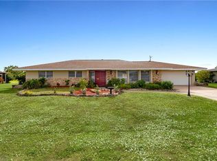 308 Hollywood St, Lehigh Acres, FL 33936