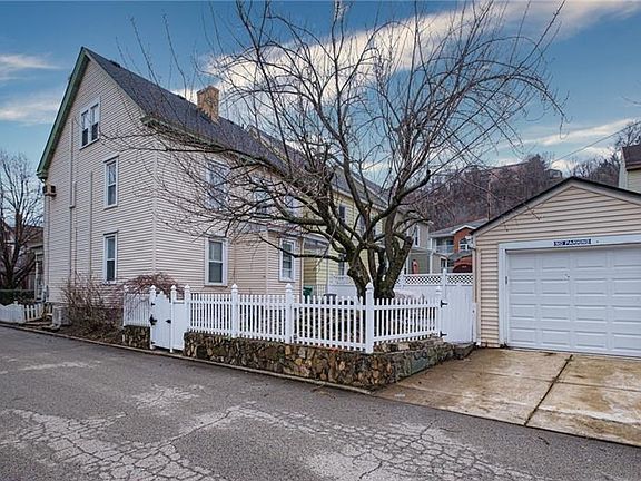 3rd image of 410 Western Ave