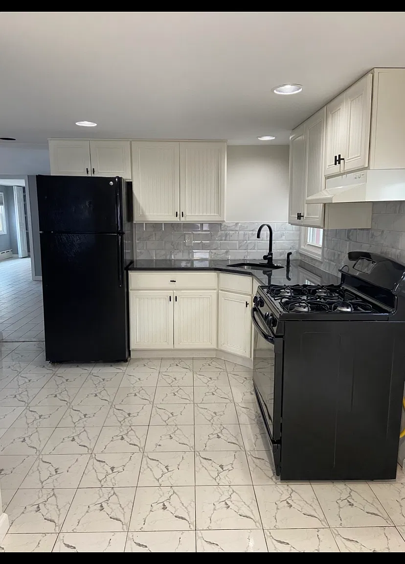 2 bed, 1000 sqft, $2,595 — Photo 1