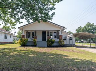 129 N 8th St, Okemah, OK 74859