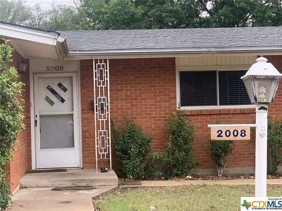 2008 S China St, Brady, TX 76825 Zillow