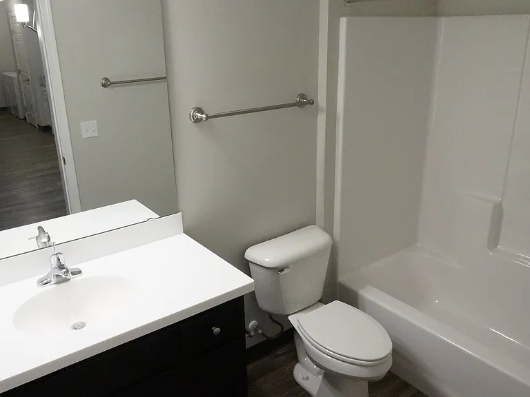 Aquamarine Apartments — Photo 52