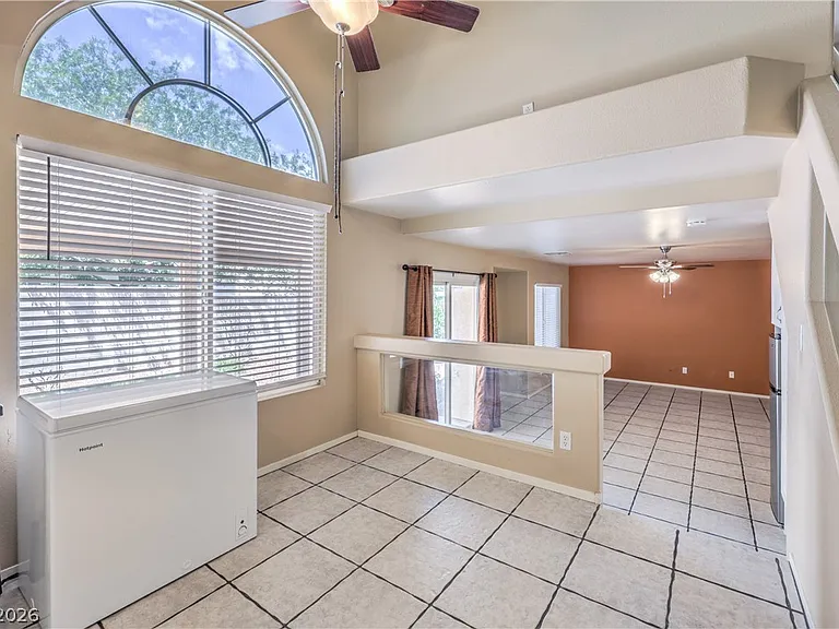 10035 Daybreak Dew Ct — Photo 13