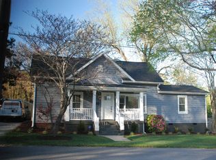 113 E Chestnut Ave, Wake Forest, NC 27587