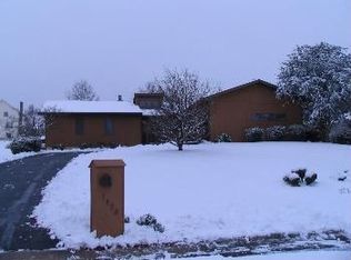 1428 Candlewycke Dr, Middletown, PA 17057