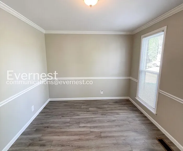 901 Cimarron Ct — Photo 8