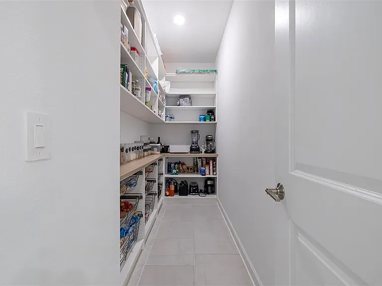 4507 Hillingdam Rd — Photo 28