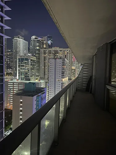 1012 SW 2nd Ave #34 Photo 1