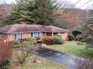 75 Upper Woodcrest Rd, Berwick, PA 18603