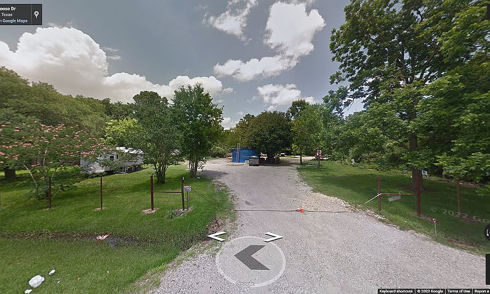 1st image of 302 Moose Dr
