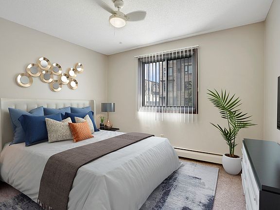 5th image of 2800 Girard Ave S APT 117