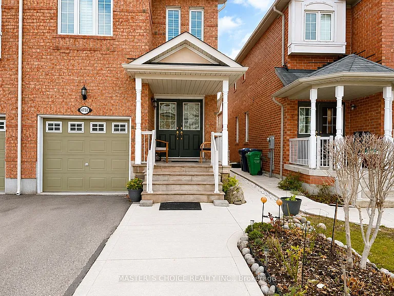 4738 Alana Glen Dr — Photo 2