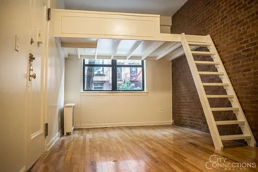 Rented by City Connections Realty