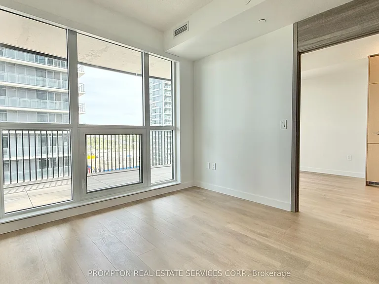 68 Esther Shiner Blvd #912 — Photo 13