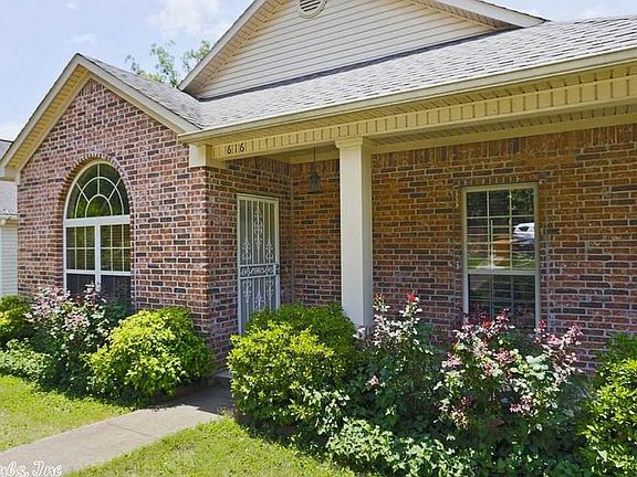 2nd image of 621 Trumpler St