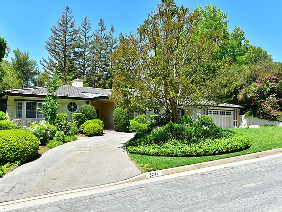 4th image of 5241 Gould Ave