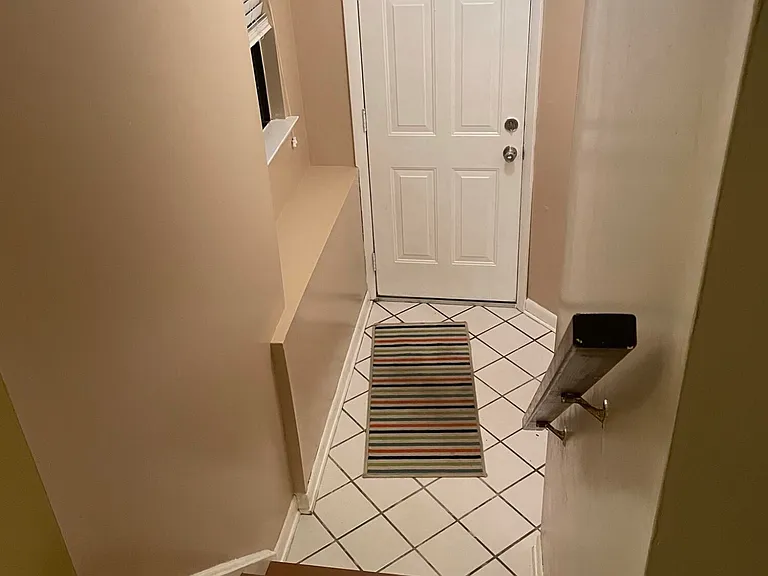 19 Clavendon Ct — Photo 2