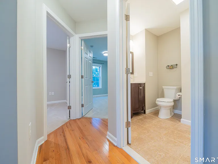 9 Englewood Ave #C — Photo 15