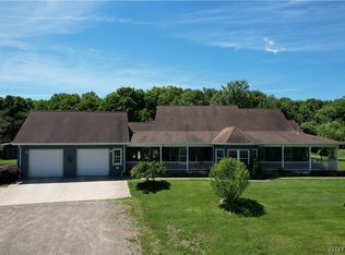 11354 Scotch Rd, Freedom, NY 14065