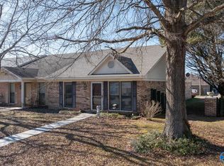 427 Cherry St NW, Hartselle, AL 35640