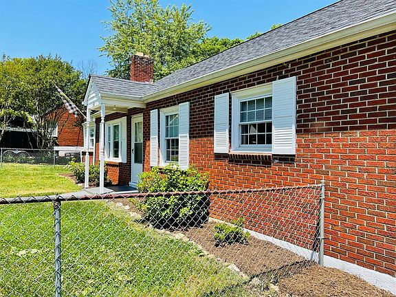 3rd image of 242 Homewood Dr