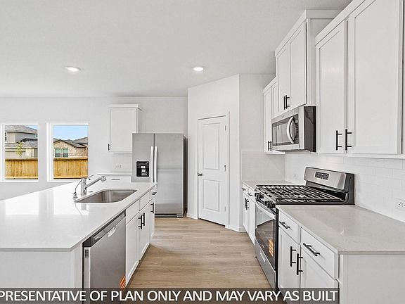 3rd image of 16423 Misty Cedar Ct