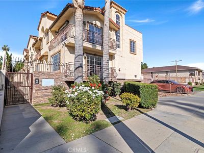 14957 Victory Blvd Unit 101, Van Nuys, CA, 91411