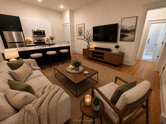 3rd image of 521 Garrard St APT 2