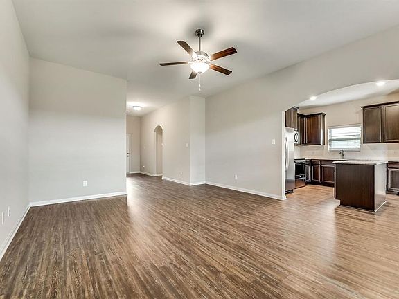 3rd image of 5400 Zara Dr