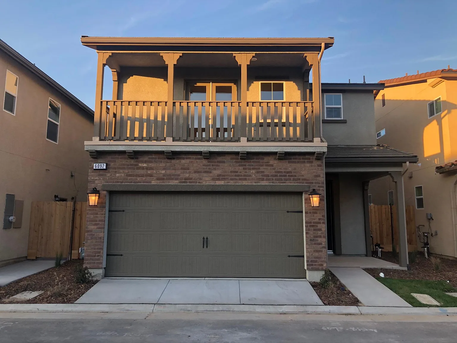 6092 E Bishop Ln photo 1