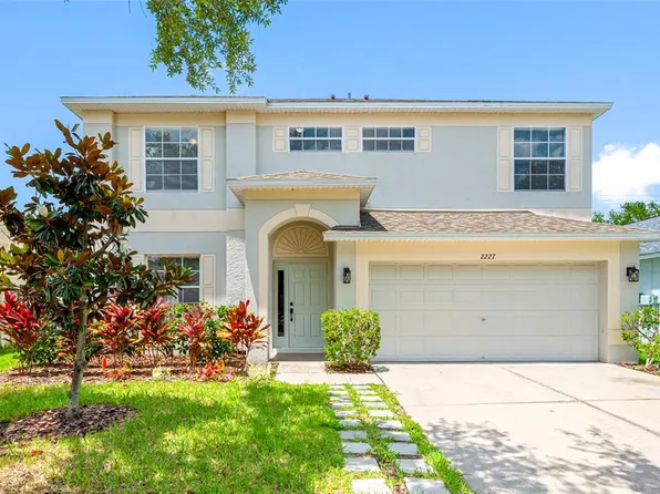 2227 Roanoke Springs Dr, Ruskin, FL 33570