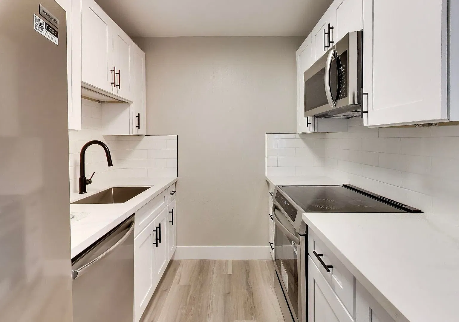 1016 Continentals Way — Photo 3