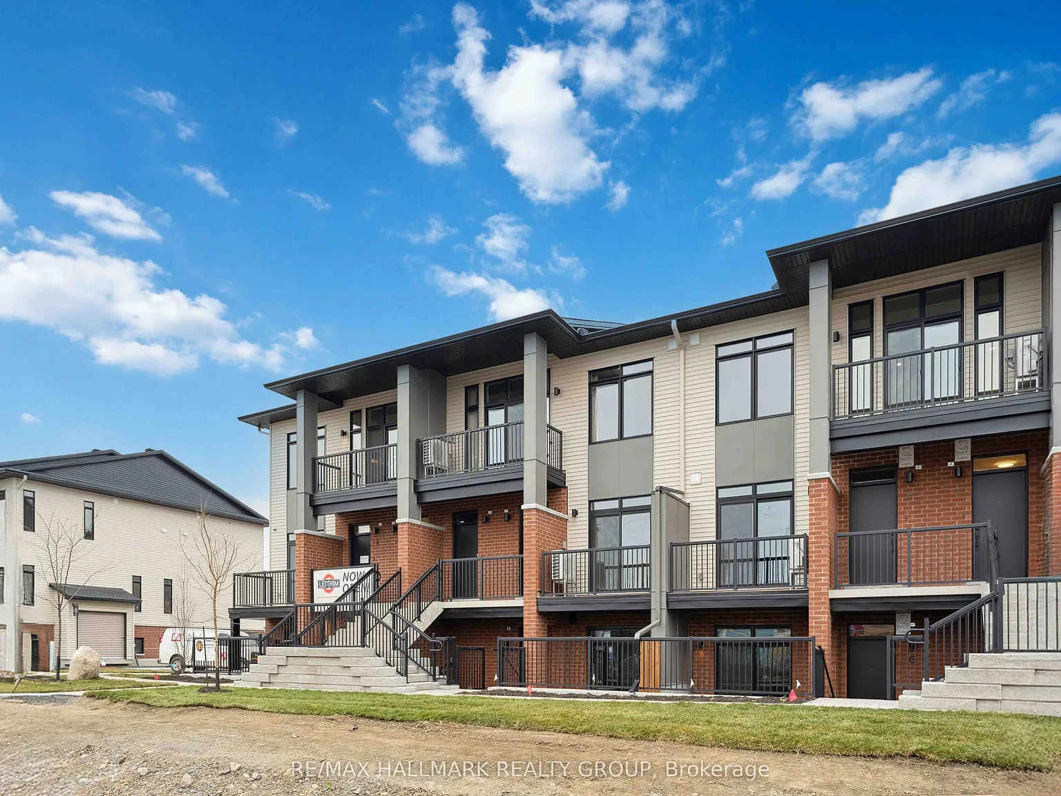 2 bed, $2,600 — Photo 1