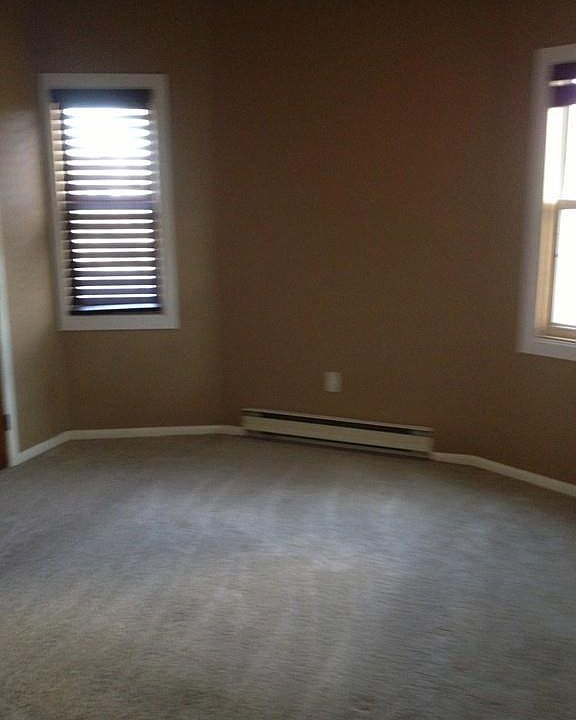 2nd image of 4 Tyndale St #1